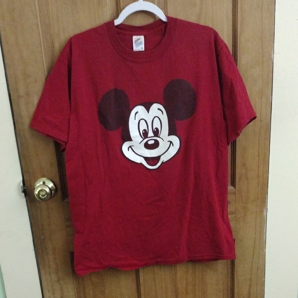 XL Mickey Mouse T-shirt